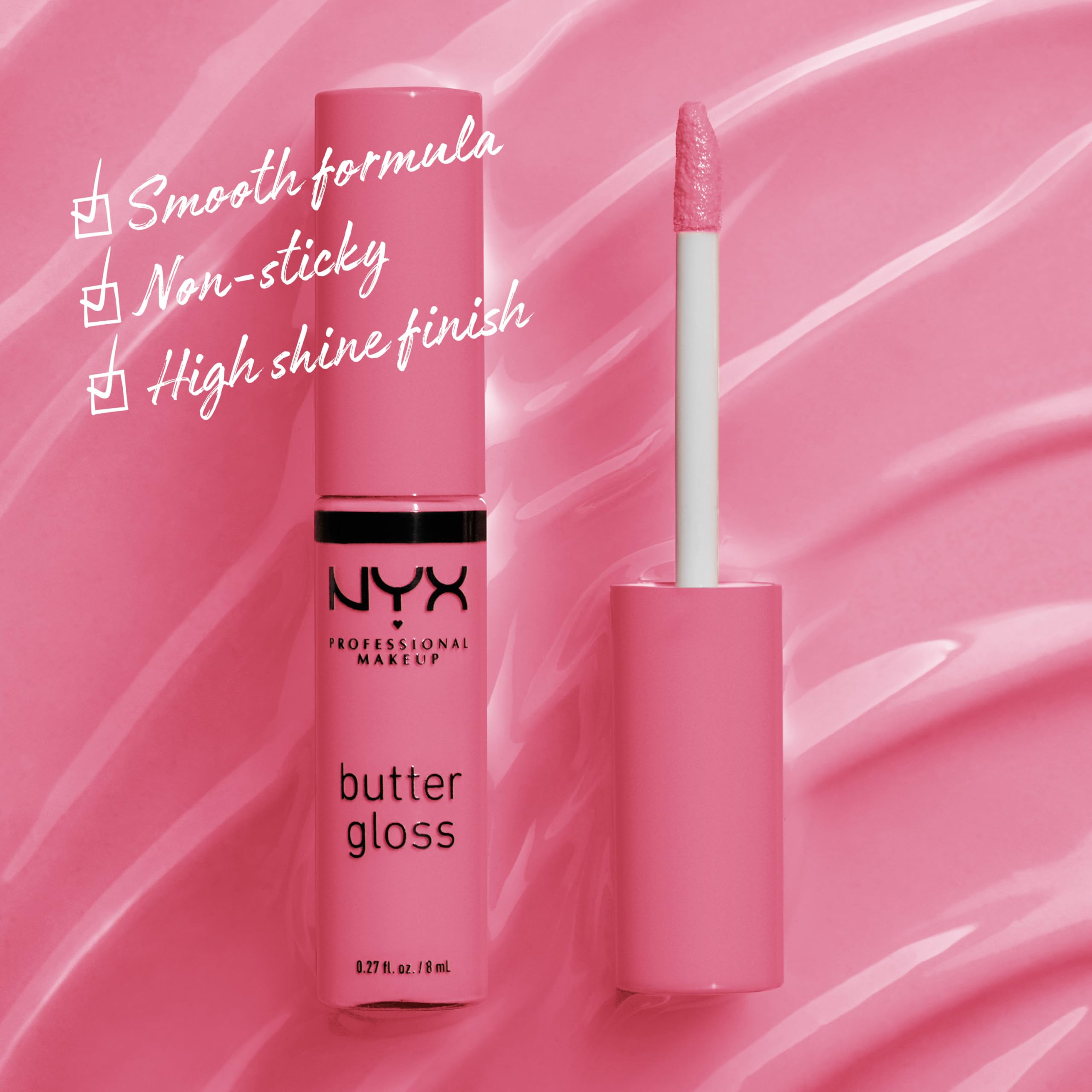Aplicación cremosa de NYX Butter Gloss Vanilla Cream Pie con brillo ligero y cómodo.