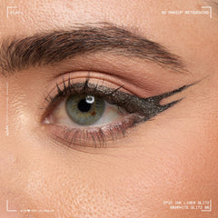 NYX Epic Ink Glitz delineador Graphite Glitz, color metálico que realza la mirada con una pasada.