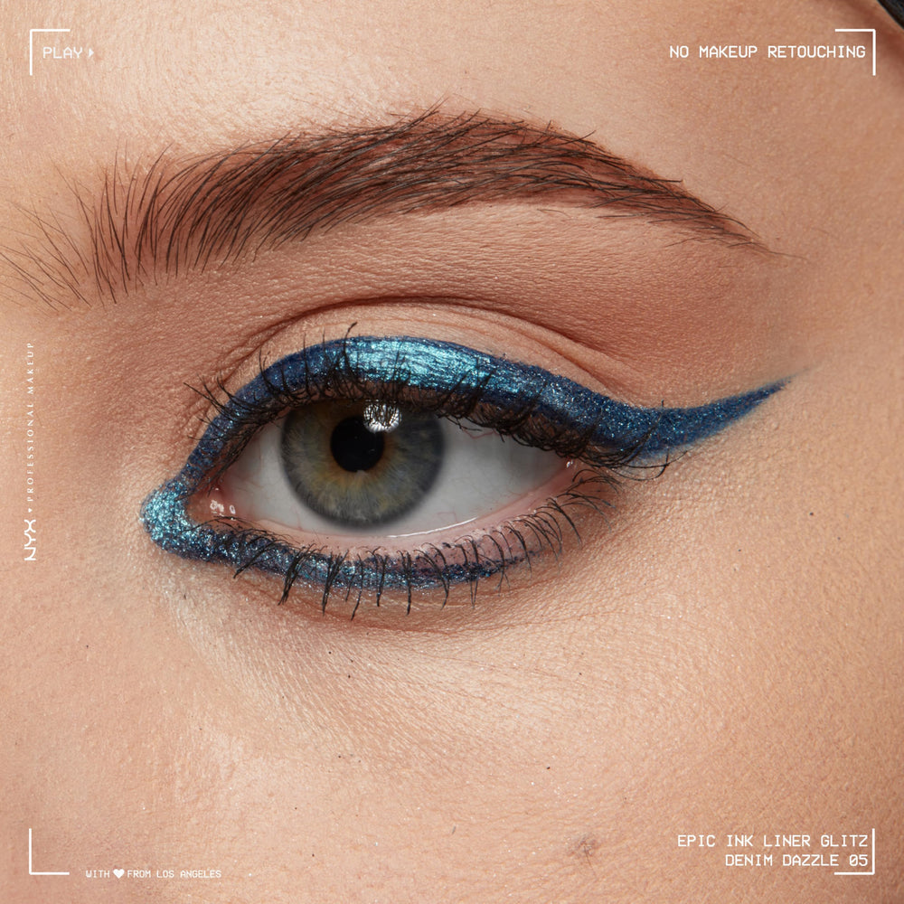 Ojo definido con NYX Epic Ink Glitz Liner, acabado duradero