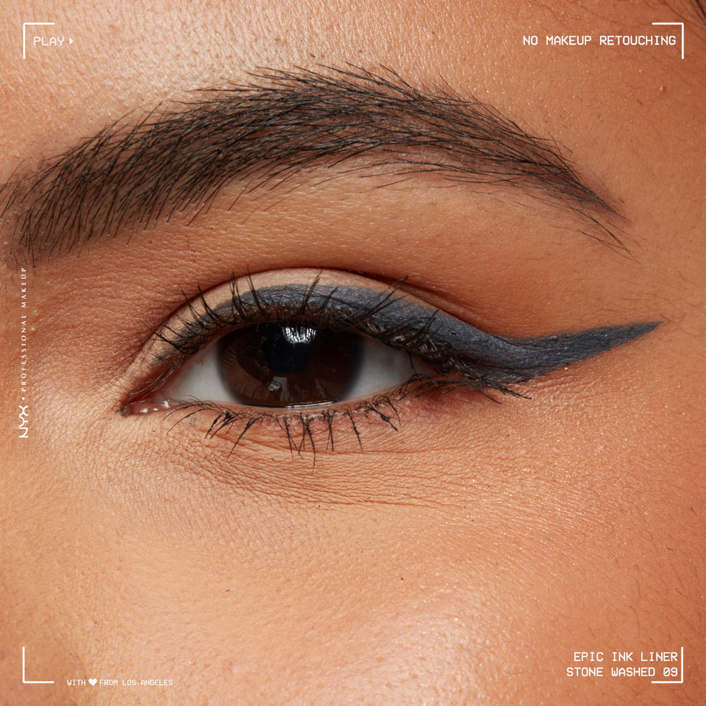 Muestra de resistencia al agua 24h de NYX Epic Ink Liner.