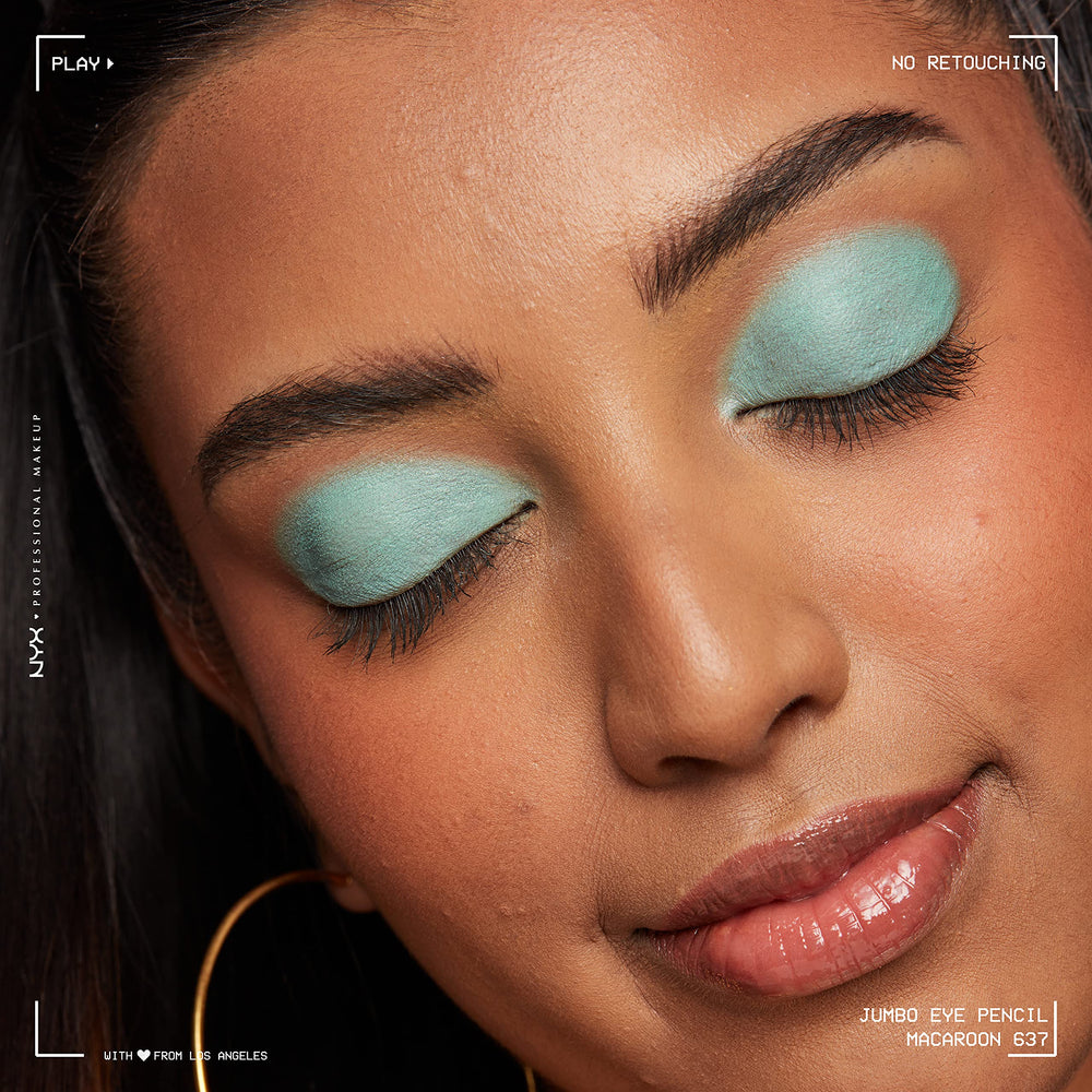 NYX Jumbo Sombra Ojos cremoso Macaroon Menta para sombra suave y duradera.