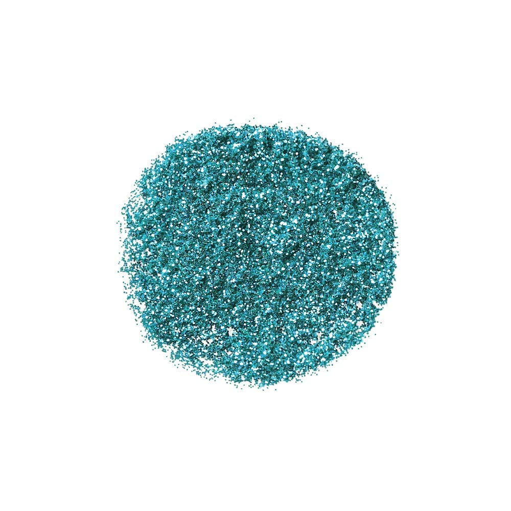 Teal intenso con Glitter Primer NYX para fijación suave.