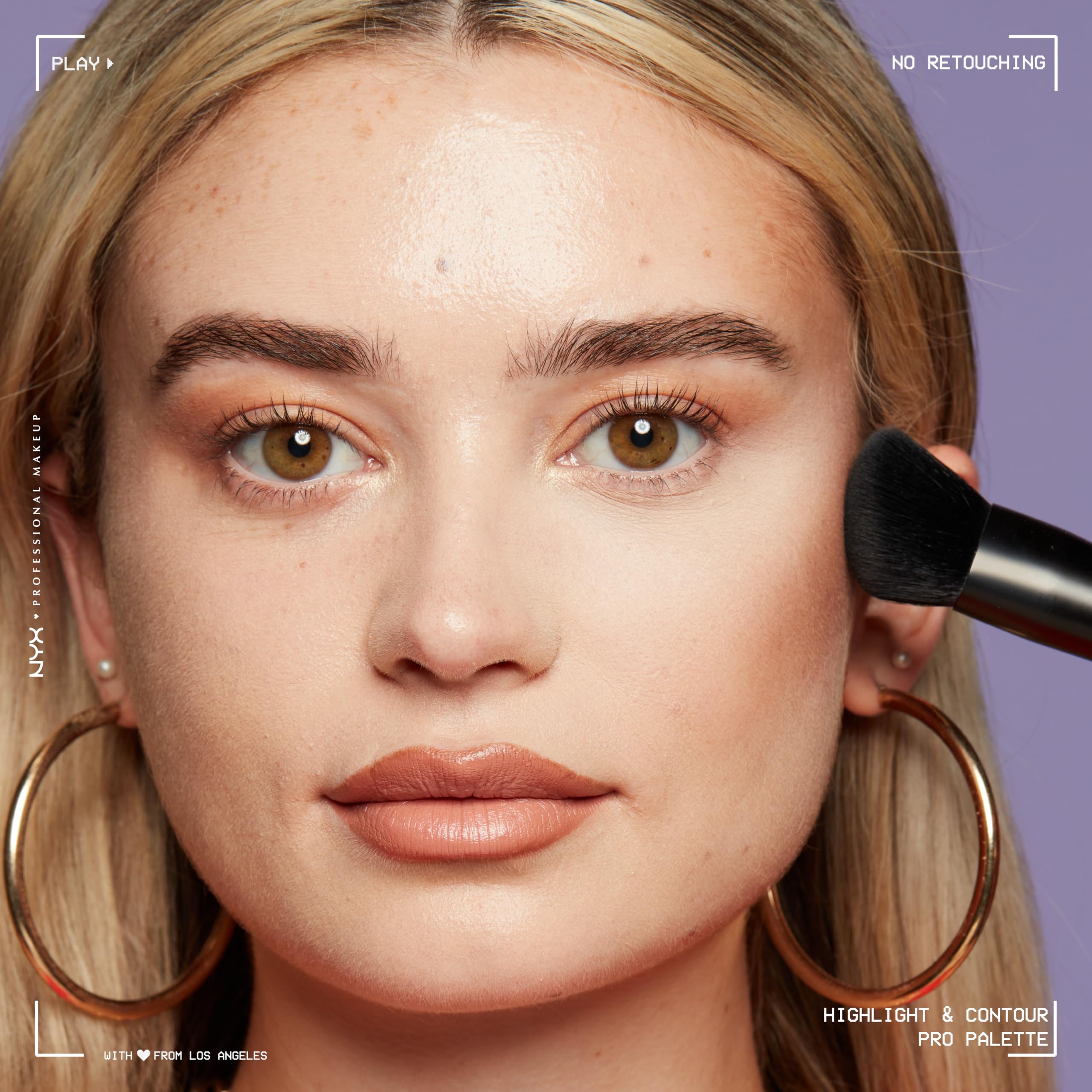NYX PROFESSIONAL MAKEUP Compacto portátil para retoques rápidos en cualquier momento.