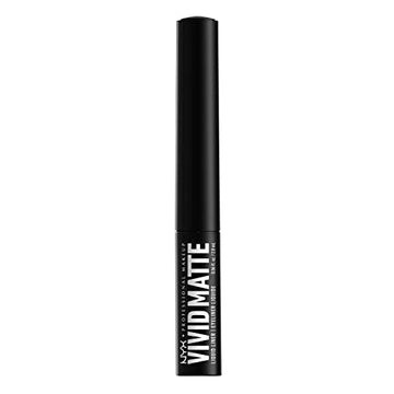 Fórmula mate de NYX para delineado duradero y sin manchas.