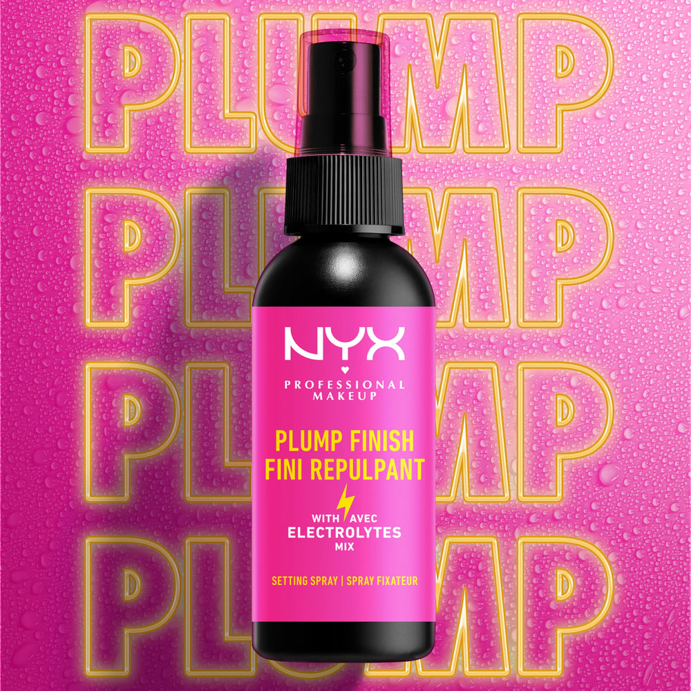 NYX Professional Makeup electrolitos y vitaminas en rostro para hidratación suave.