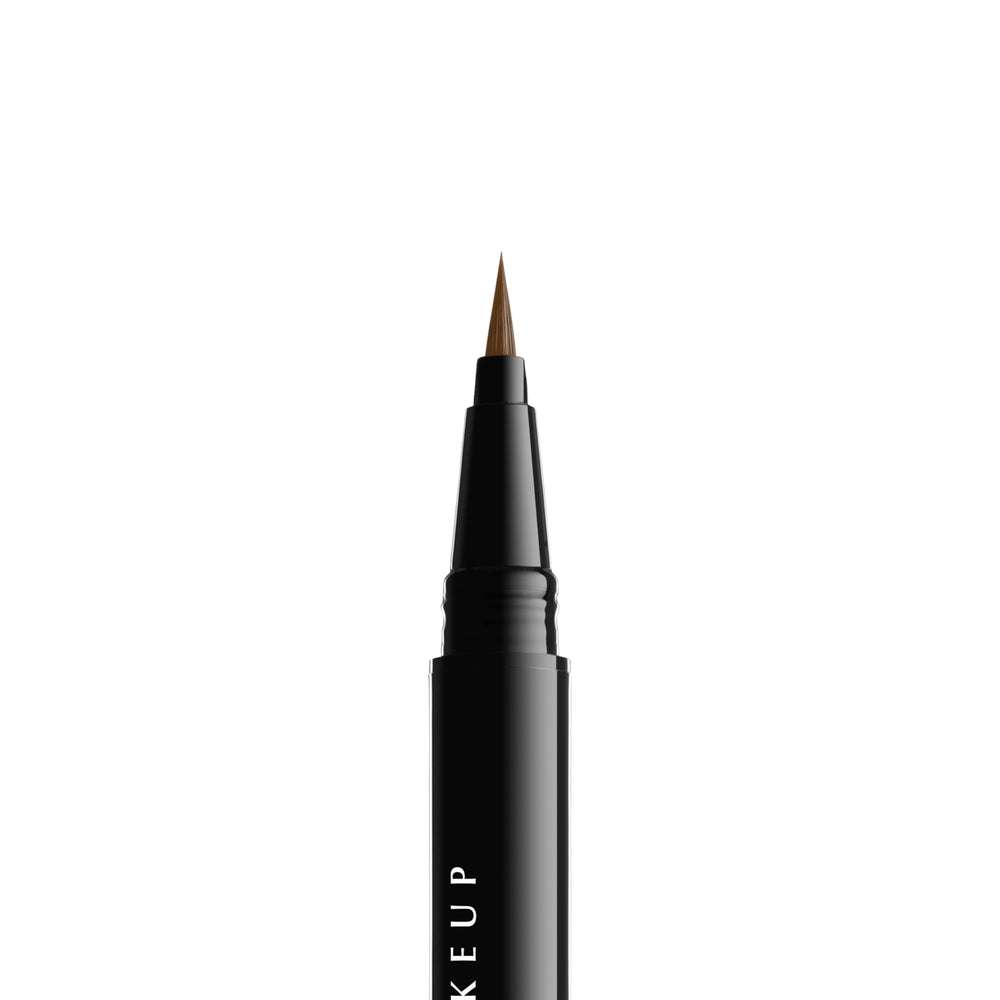 Aspecto natural en minutos con NYX Lift & Snatch y microbrush.