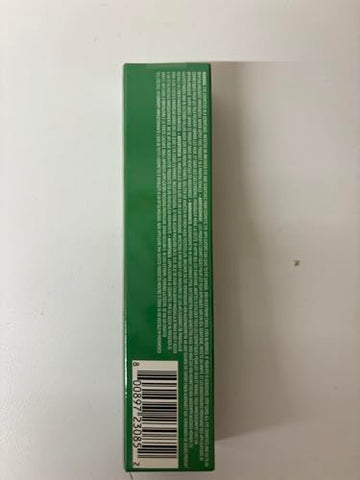 NYX delineador líquido con punta ultra-delgada para trazos finos y limpios.