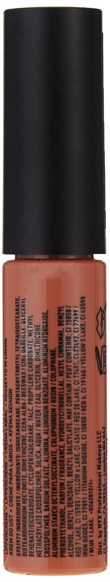 Nyx: aplicación suave en labios para tono mate sin resecar.