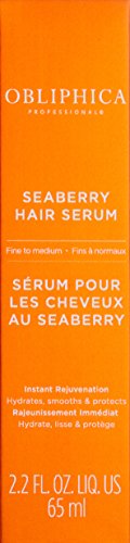 Goutte dans la main montrant la texture légère et facile application.