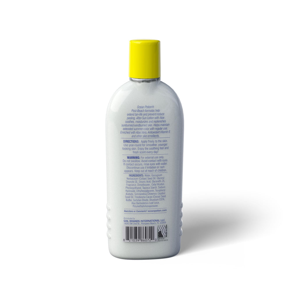 Ocean Potion loción post-sol, aplicación en la mano, crema ligera para rehidratar la piel.