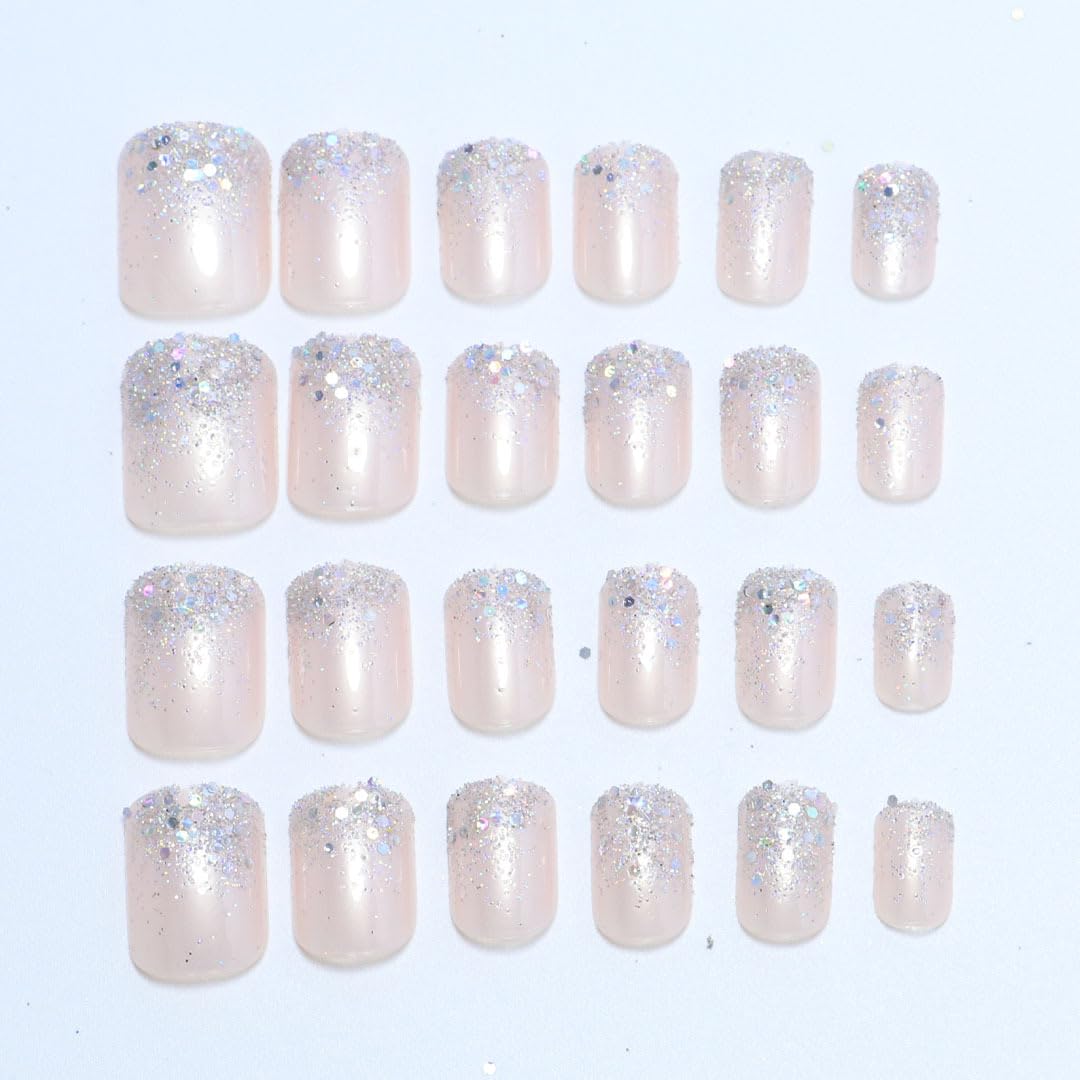 OCOUYVD Diseños bling en uñas para brillar en eventos.