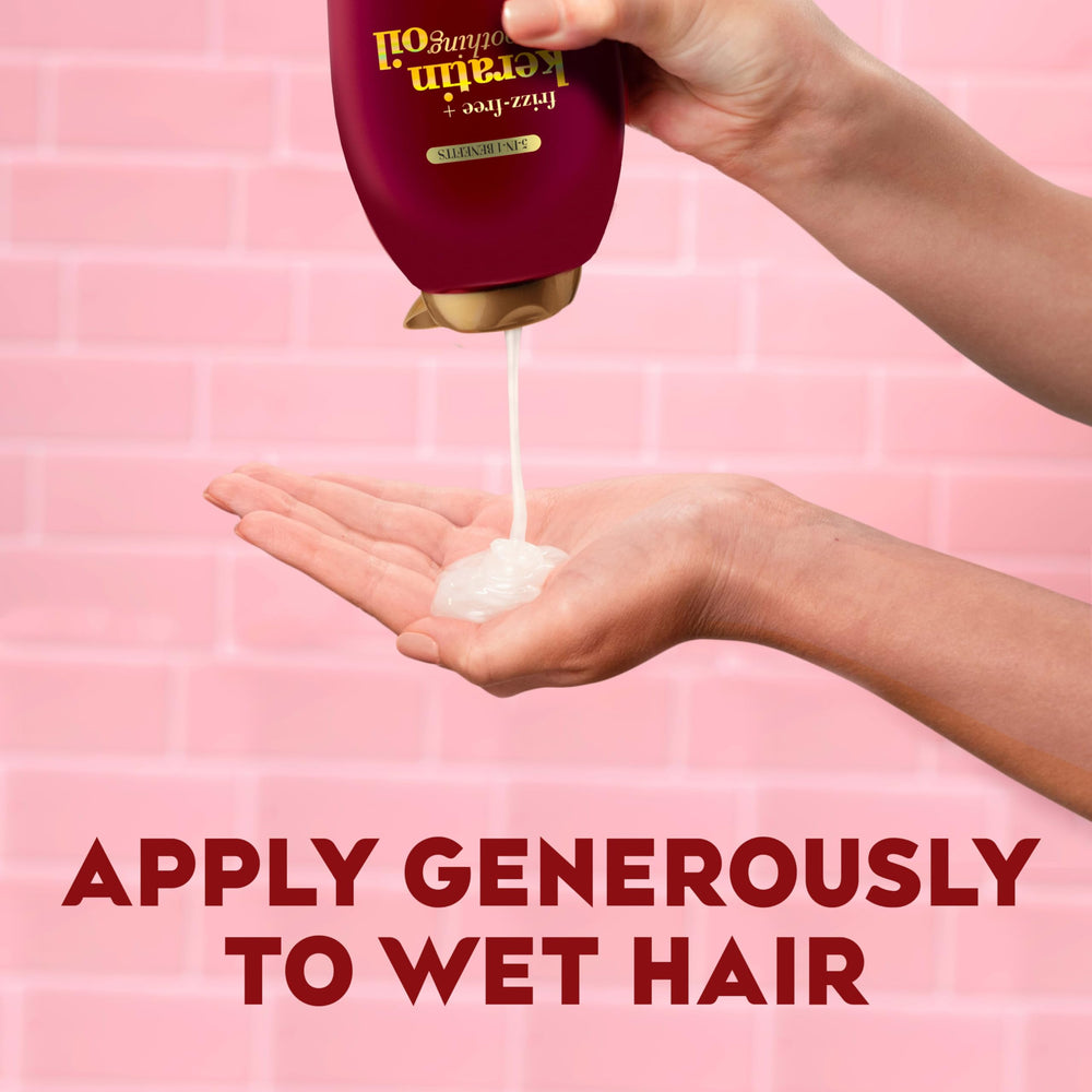 OGX Champú Antifrizz con Keratina, botella abierta, sin sensación grasa.