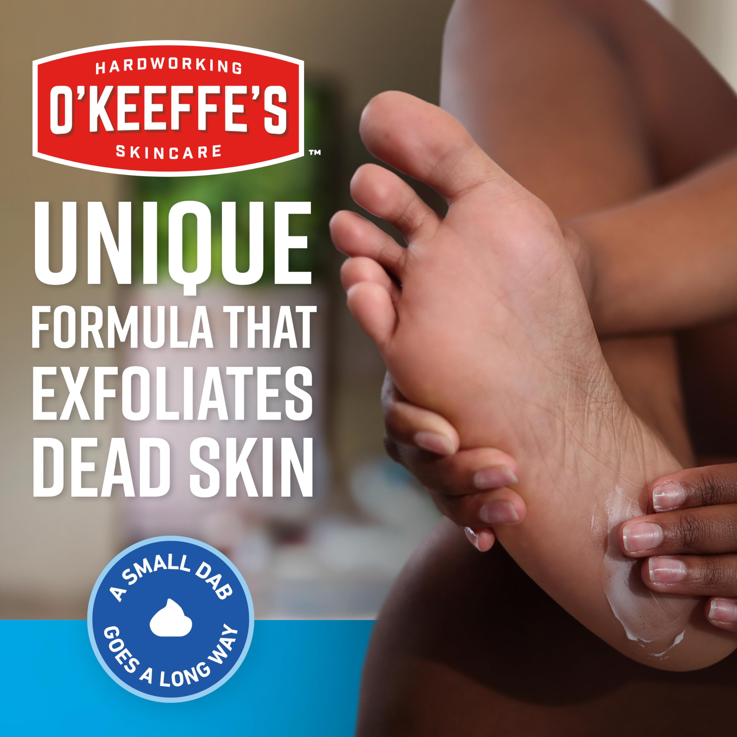 Exfoliación suave con AHA para renovar la piel de los pies.