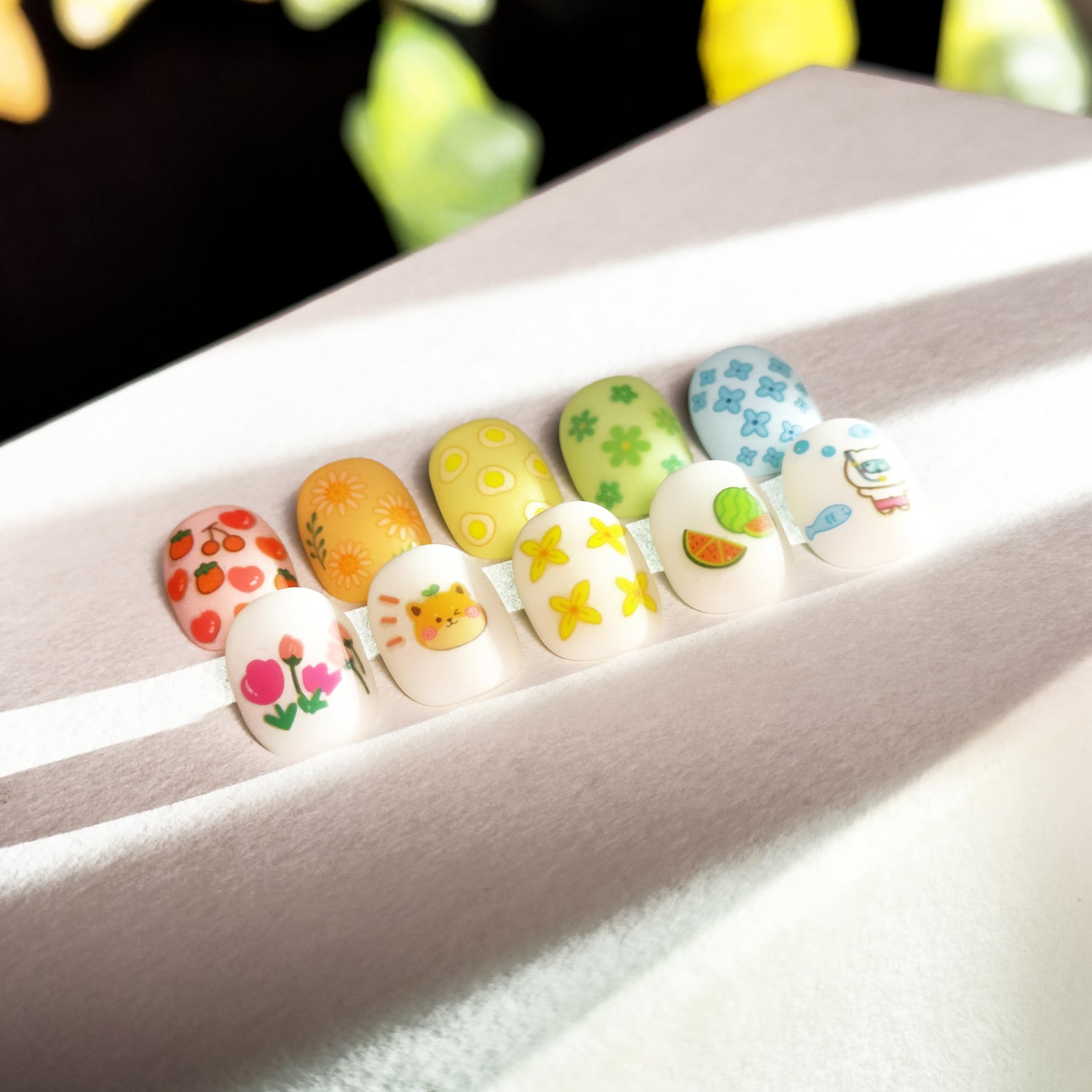 Pegatinas okiyomi con conejo para uñas, estilos divertidos para fiestas.