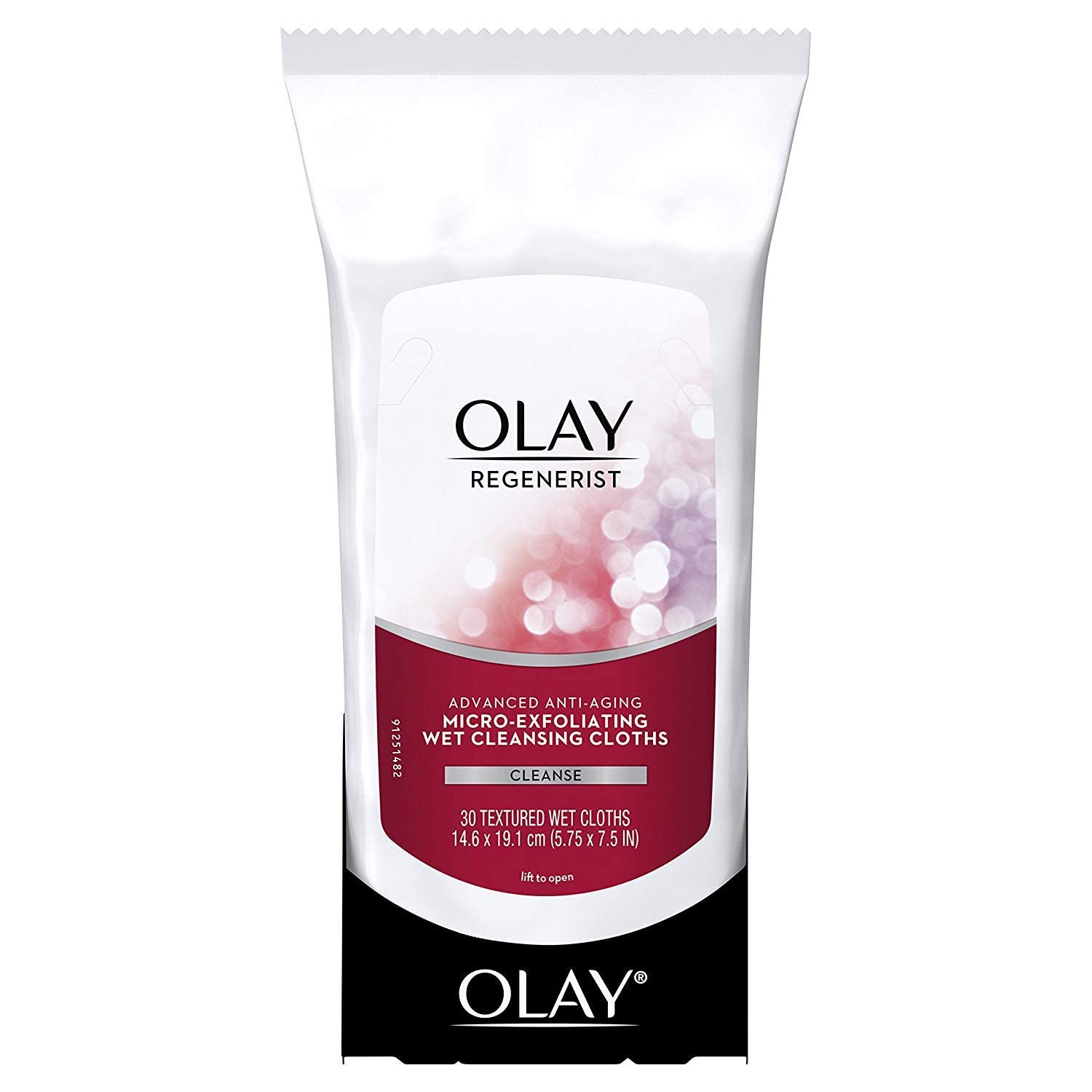 OLAY Regenerist limpieza todo-en-uno retira maquillaje y suciedad.