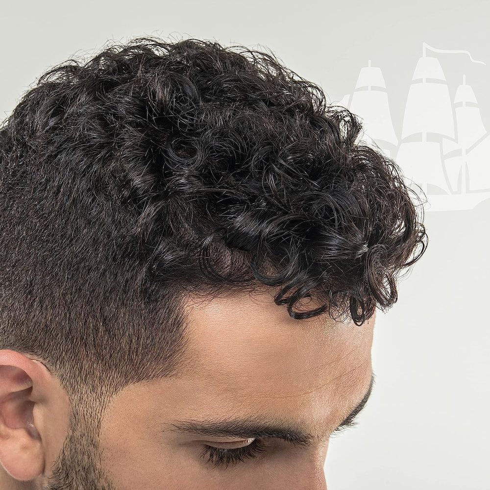 Old Spice acondicionador sin enjuague en botella ayuda a controlar el frizz.