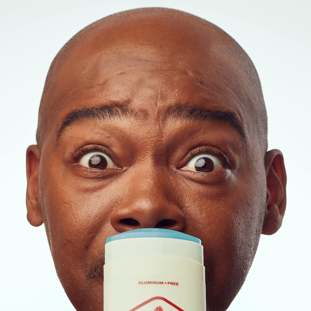 Timber de Old Spice para hombre, desodorante invisible que acompaña el día.