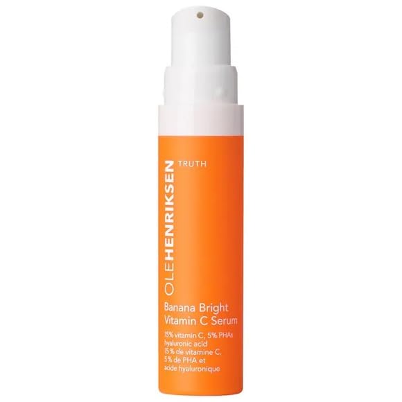 Ole Henriksen suero Banana Brillante aplicación: facilita la distribución diaria para un rostro radiante.