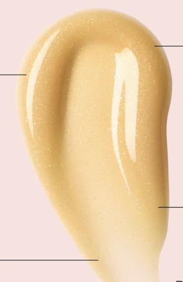 Textura cremosa de Ole Henriksen Pout Preserve hidrata suavemente los labios.