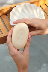Jabón lavanda Olivia Care, barra hidratante para cara y cuerpo.
