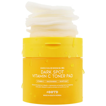 #OOTD: discos tonicos con vitamina C y niacinamida, empaque elegante para piel iluminada.