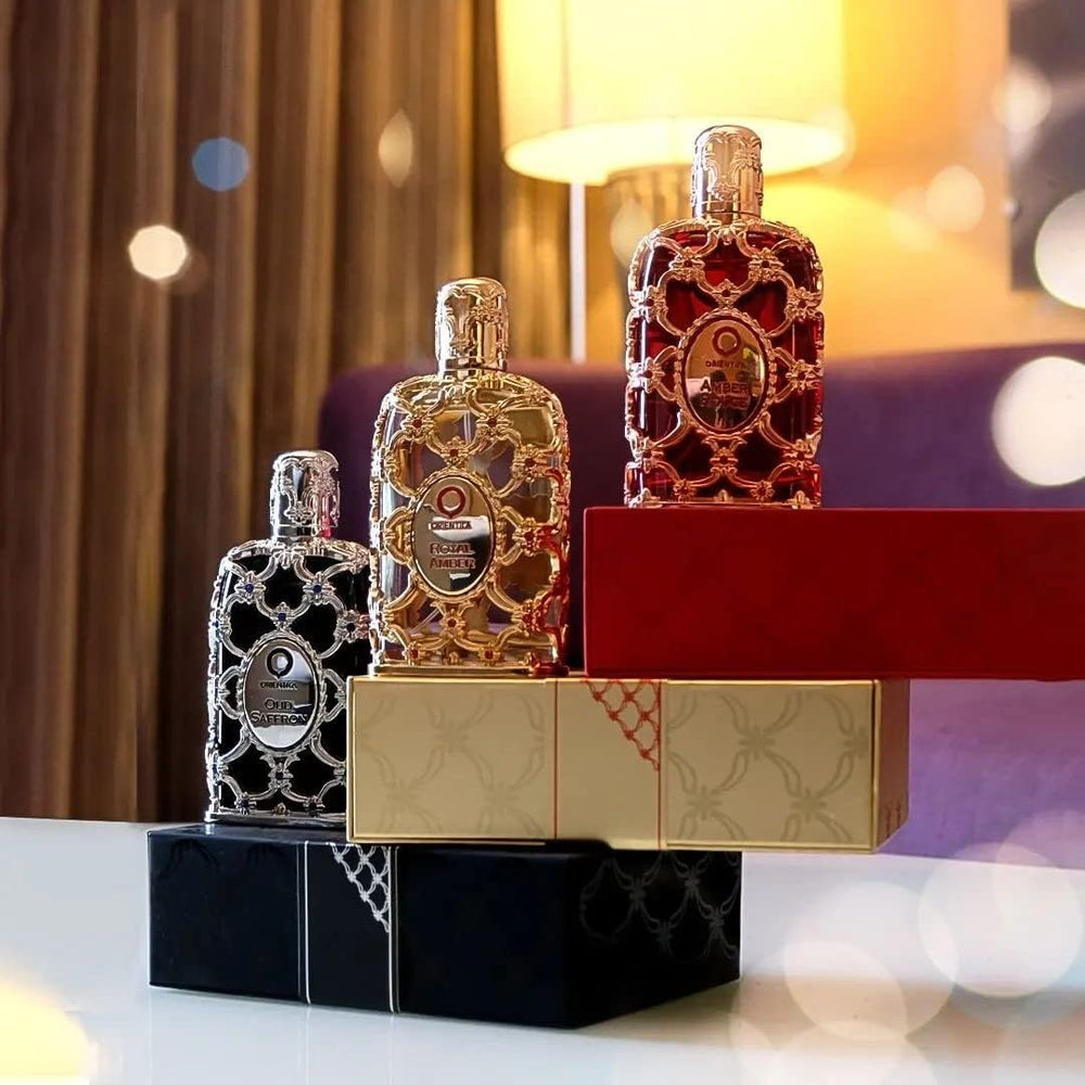 Orientica Amber Rouge, experiencia envolvente: profundidad que evoluciona durante la noche.