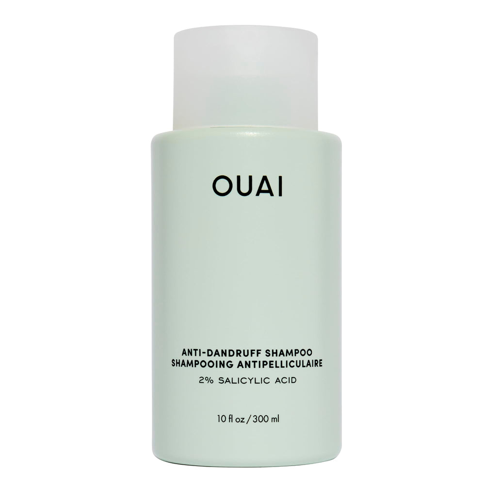 OUAI Champú Anticaspa en botella frontal para cuero cabelludo más saludable y menos descamación.