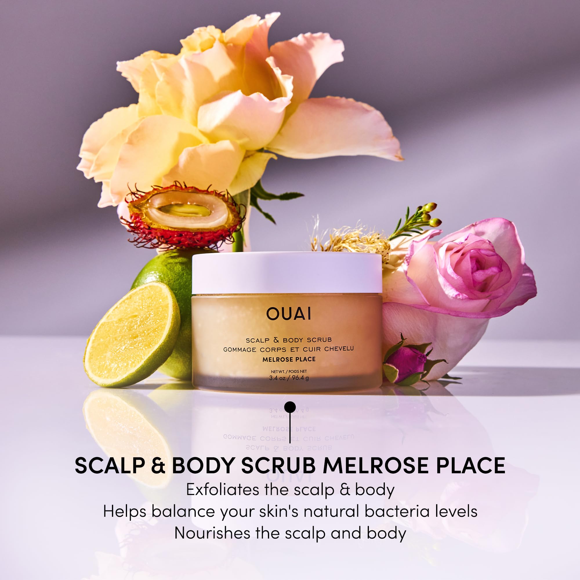 OUAI Melrose Place exfoliante espumoso, ideal para uso semanal en duchas