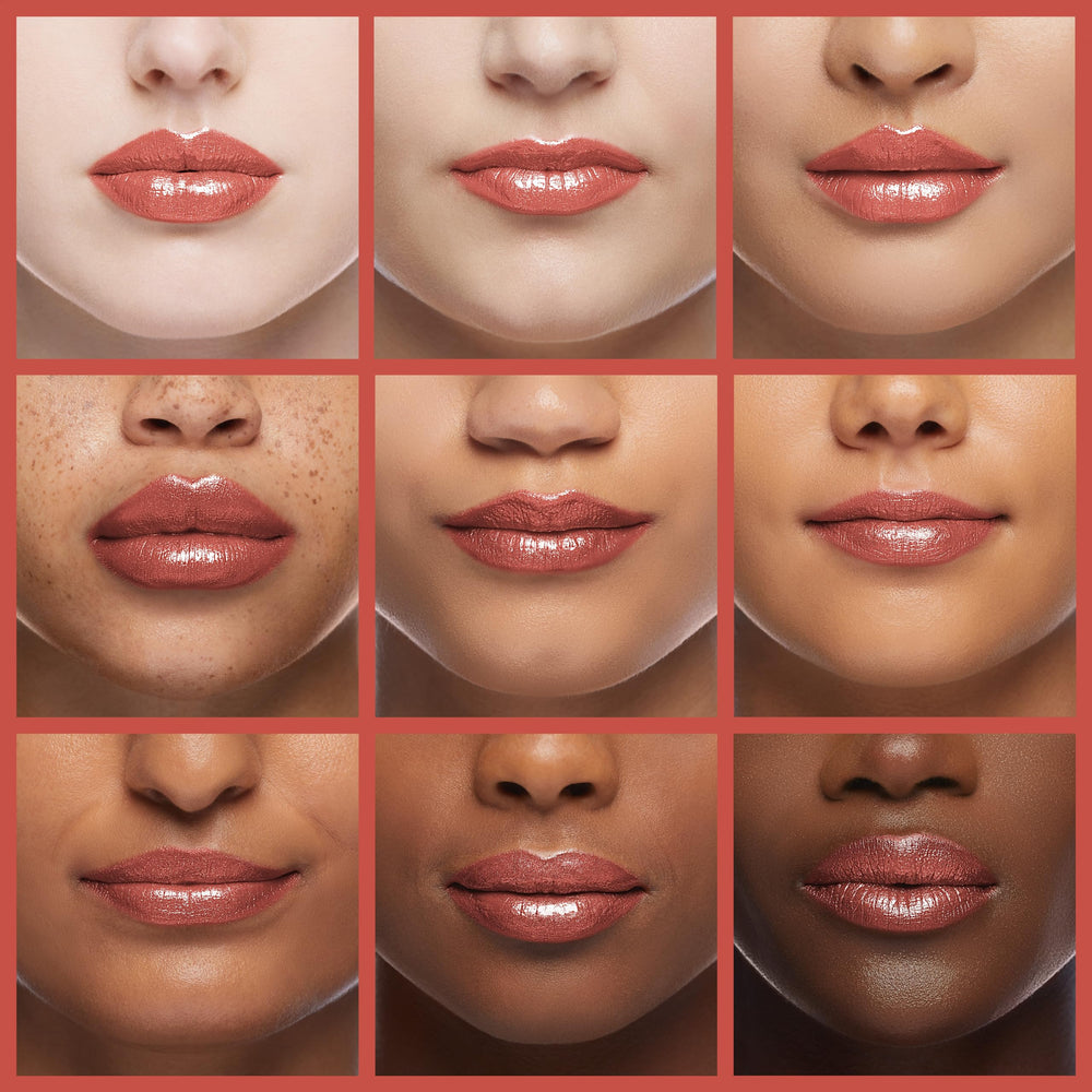 Oulac labial brillo metalico tridimensional para efecto espectacular.