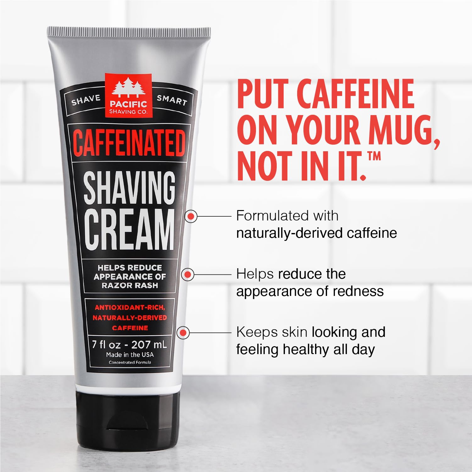 Texture crème rasage au beurre de karité et aloe pour hydratation durable.