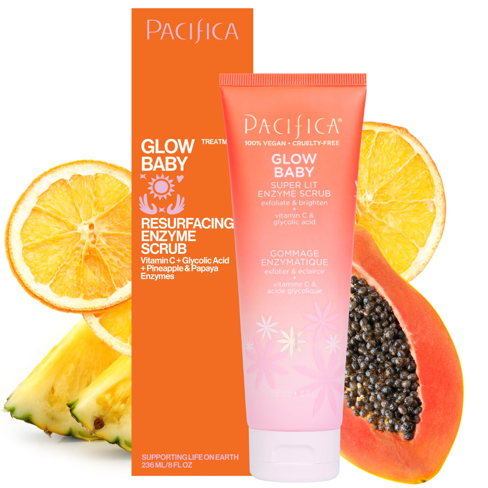 Pacifica Glow Baby exfoliante: botella visible para uso diario suave.