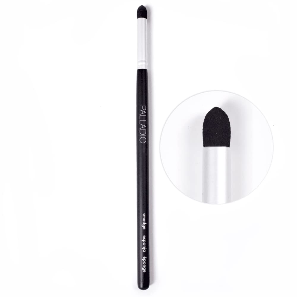 Palladio Smudge Brush: cabezal suave para difuminar sombras con precisión.