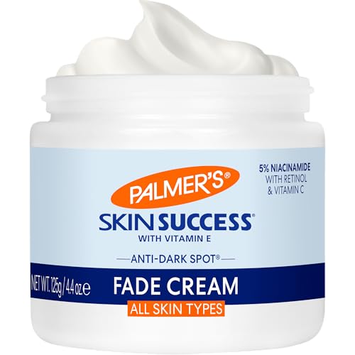 Palmer's anti-dark-spot cream closeup texture highlights creamy formula for even tone