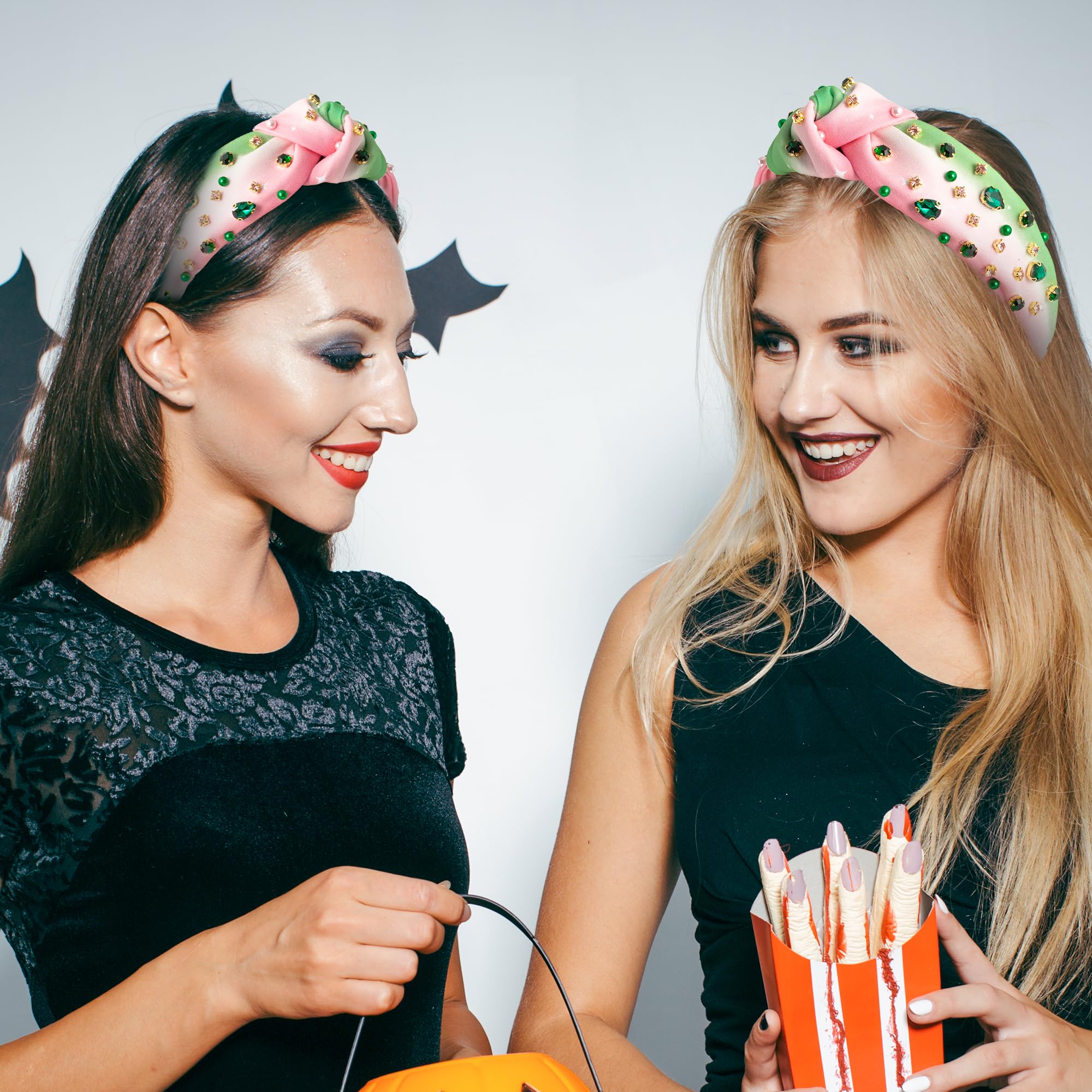 Pantide diadema para Halloween y fiestas, aporta brillo sutil.