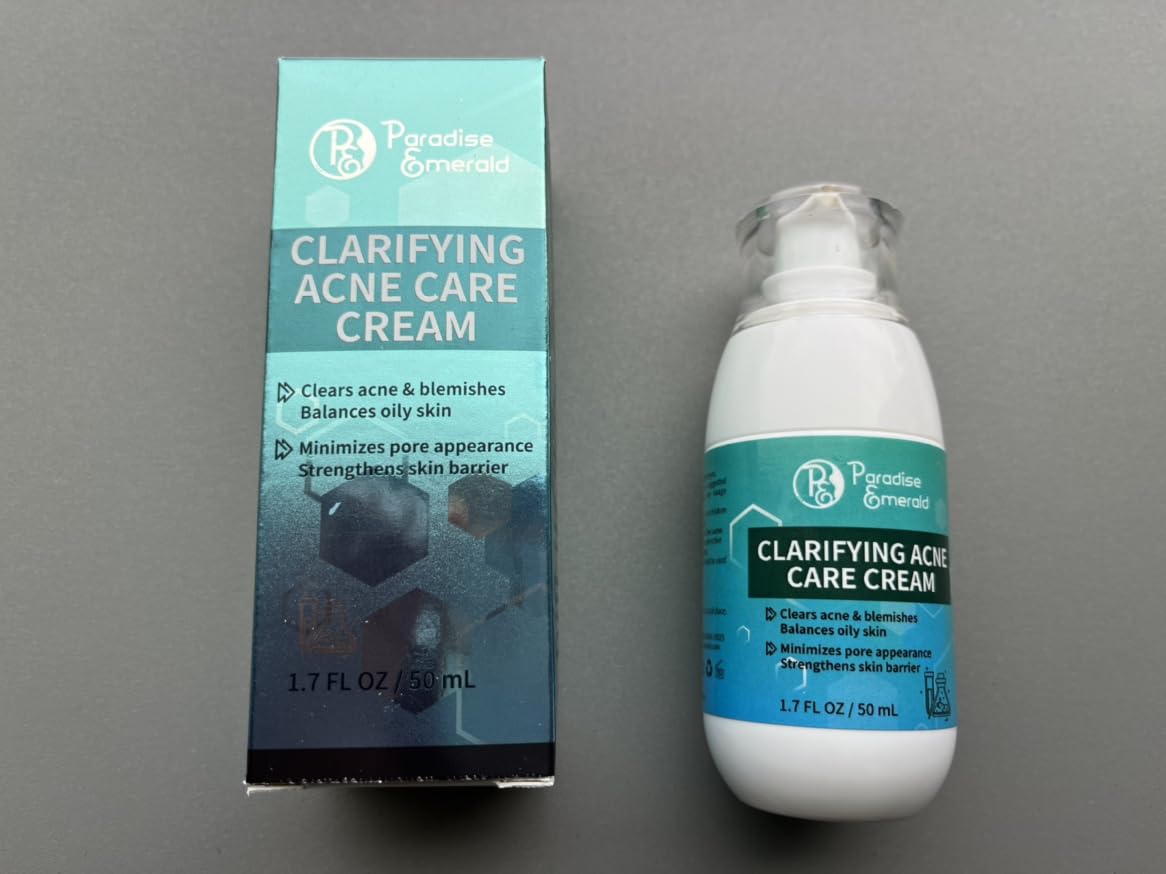 Paradise Emerald Suero: envase mejorado que mantiene la frescura de la fórmula.