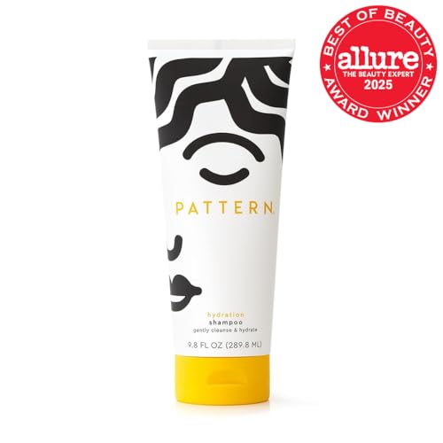 PATTERN Champú hidratante con aceites vegetales limpia sin resecar el cabello.