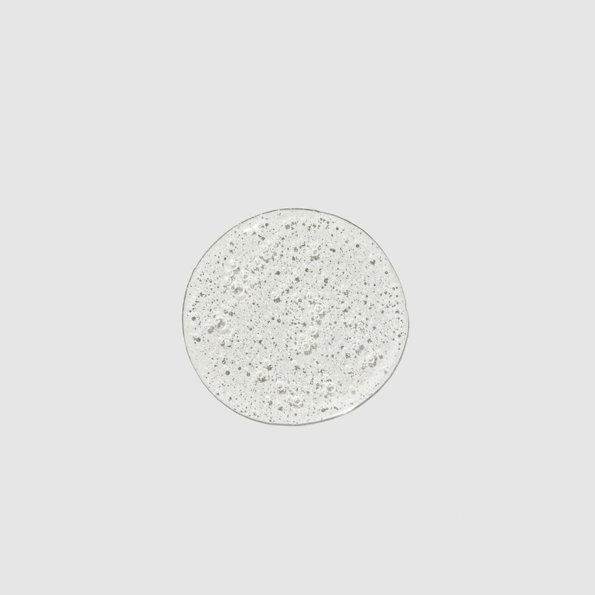 Este champú mejora la textura y aporta brillo natural al cabello