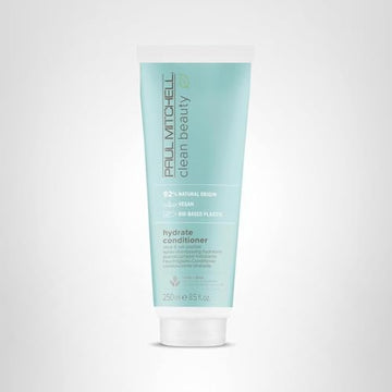 Paul Mitchell Clean Beauty Hydrate: brillo natural y mayor manejabilidad tras la aplicación.