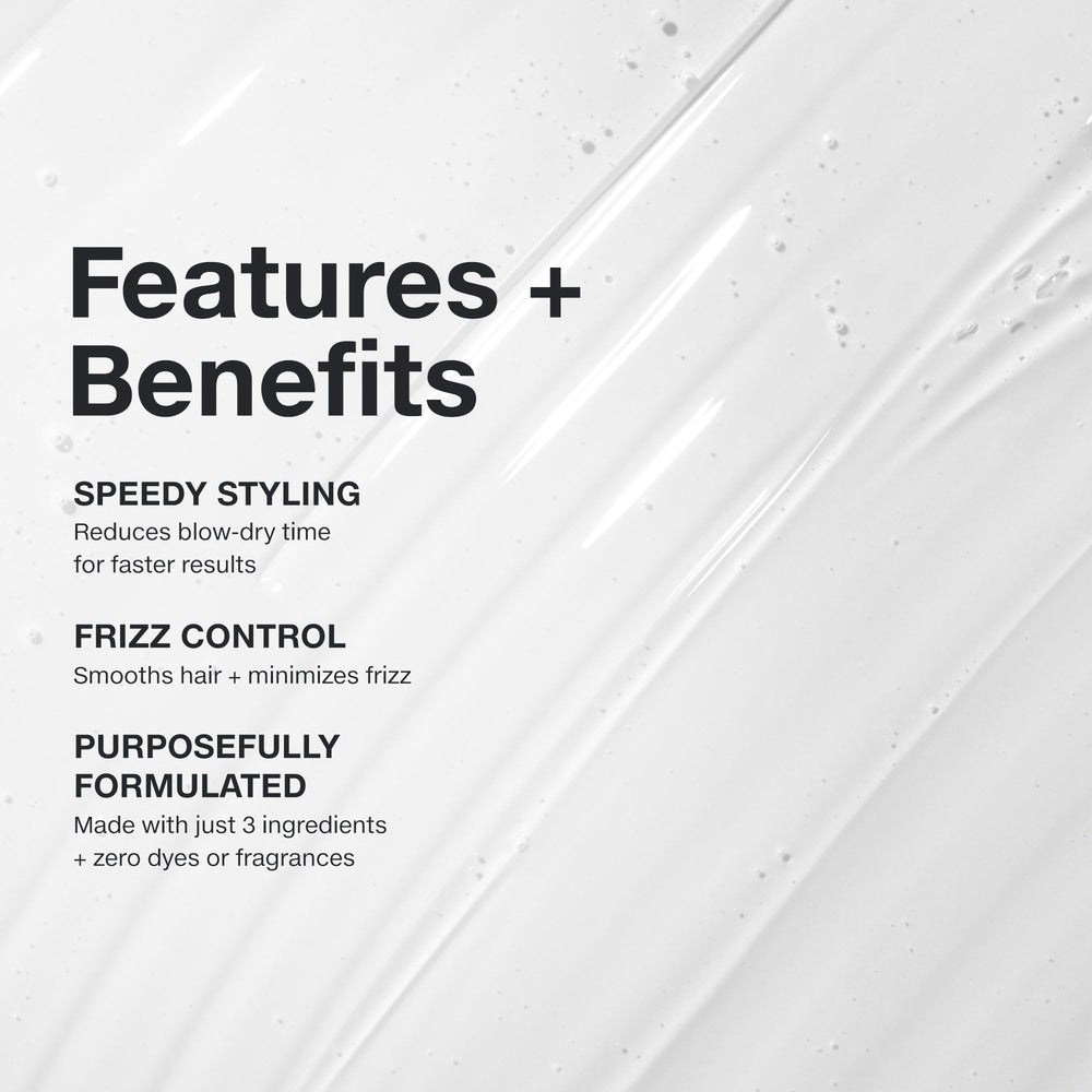 Paul Mitchell Clear Smoothing Serum, textura ligera para secado rápido.