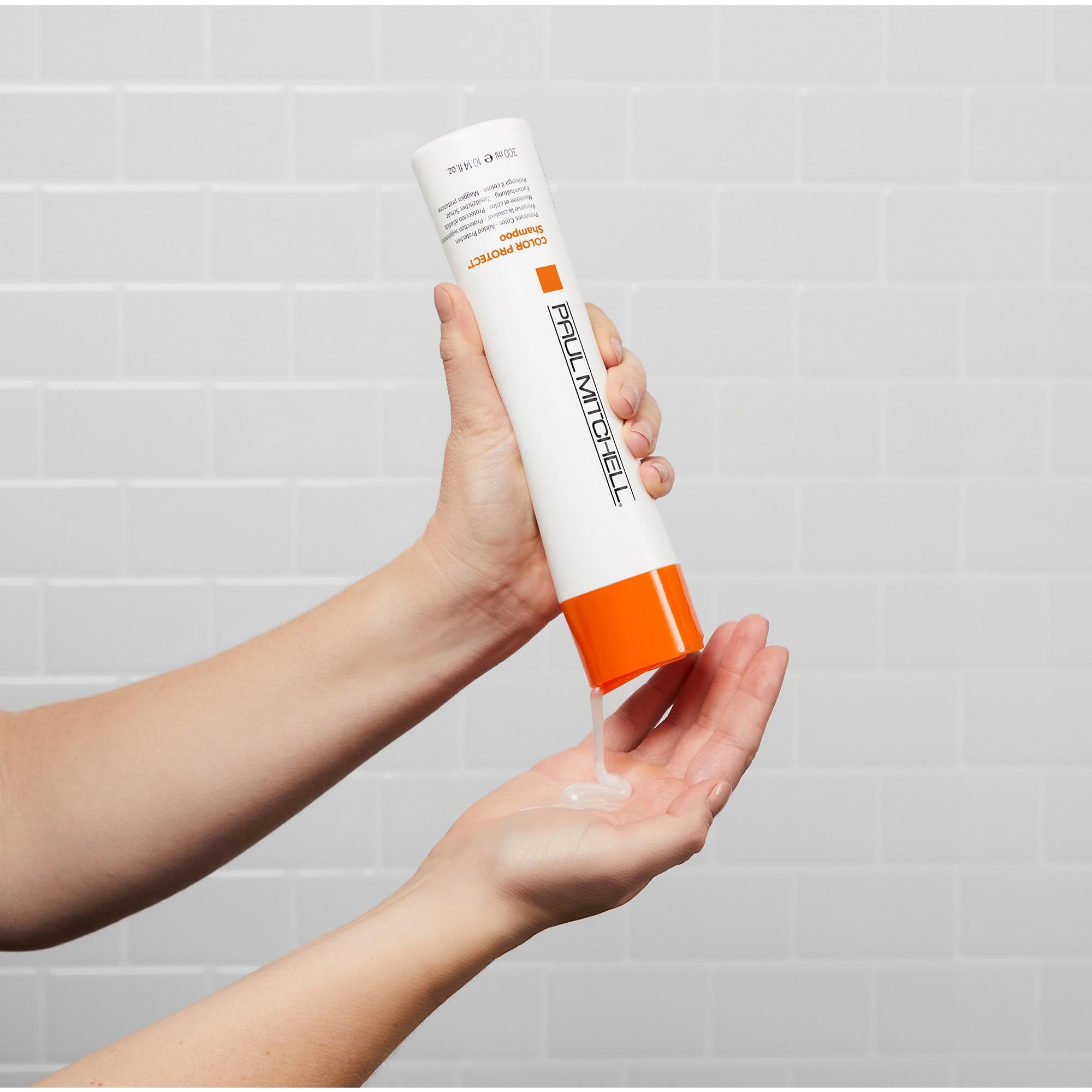 Etiqueta con extracto de girasol de Paul Mitchell Color Protect Shampoo, protege el pelo del sol.