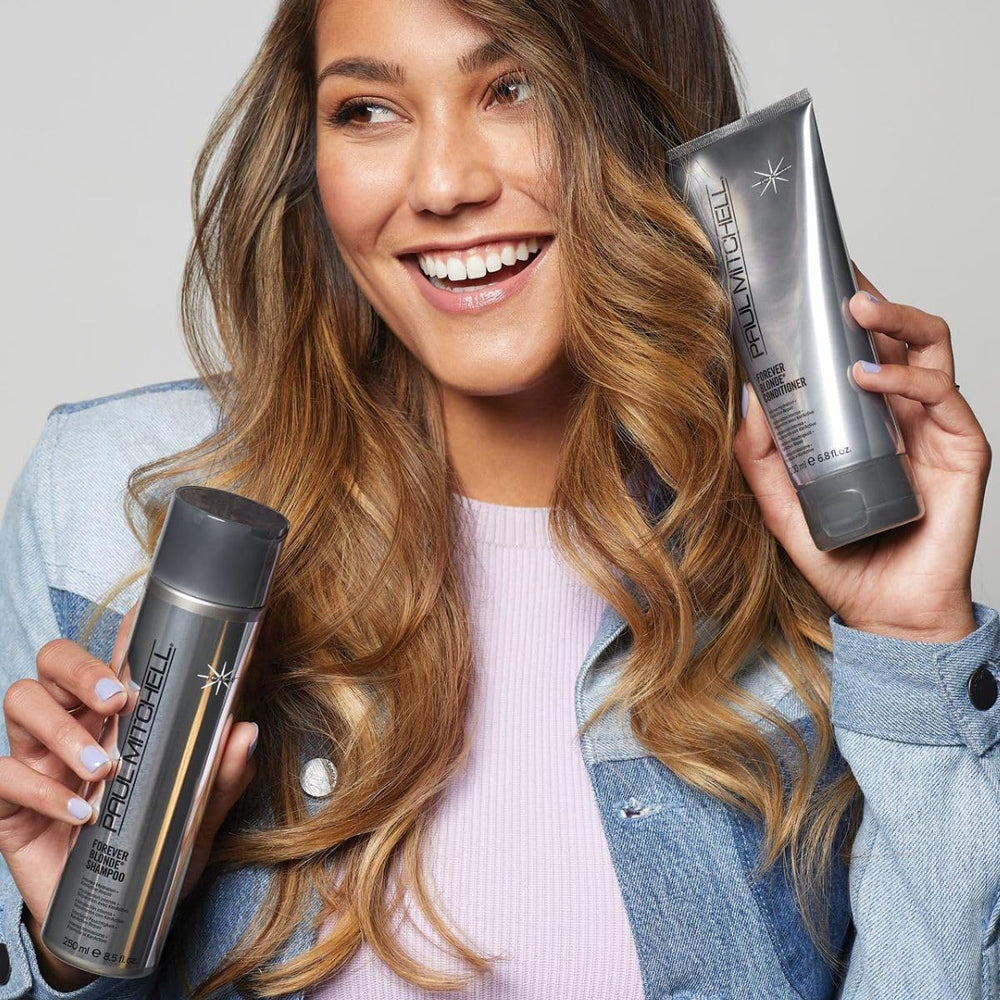Paul Mitchell Forever Blonde: nutrición profunda para cabello rubio tras el color.