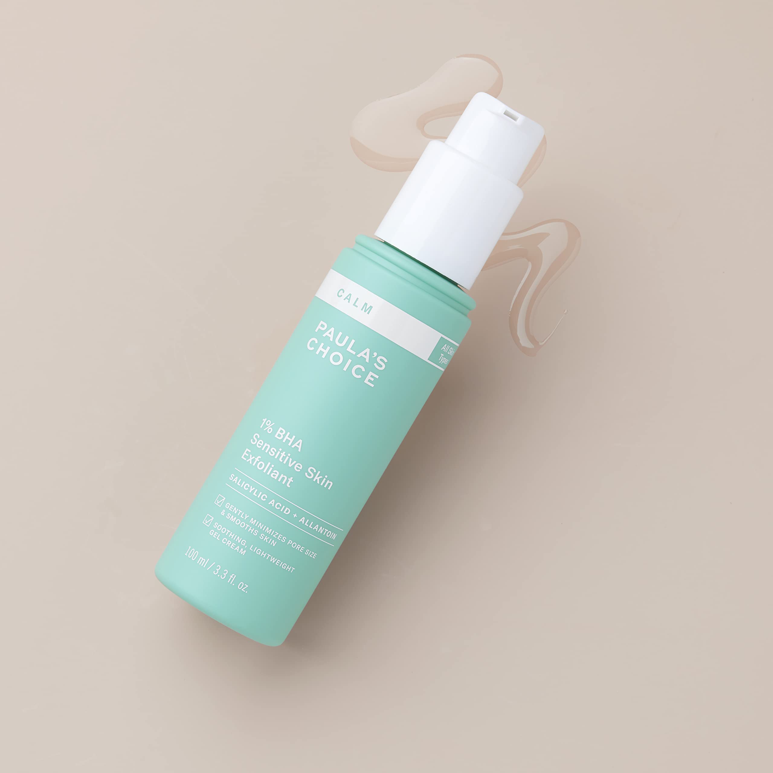 Paula's Choice CALM 1% Exfoliant liquide: emballage minimaliste facilitant le rangement.