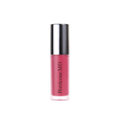 Perricone MD No Makeup Lip Oil Plum en acción, realza color y suaviza labios.