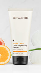 Perricone MD Vitamina C Ester, etiqueta frontal del frasco destacando ingredientes.