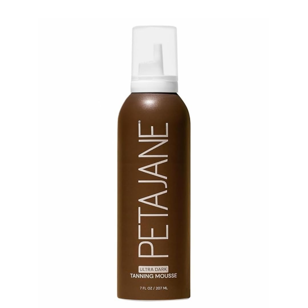 Peta Jane Ultra Dark Mousse muestra bronceado real y tono natural en piel.