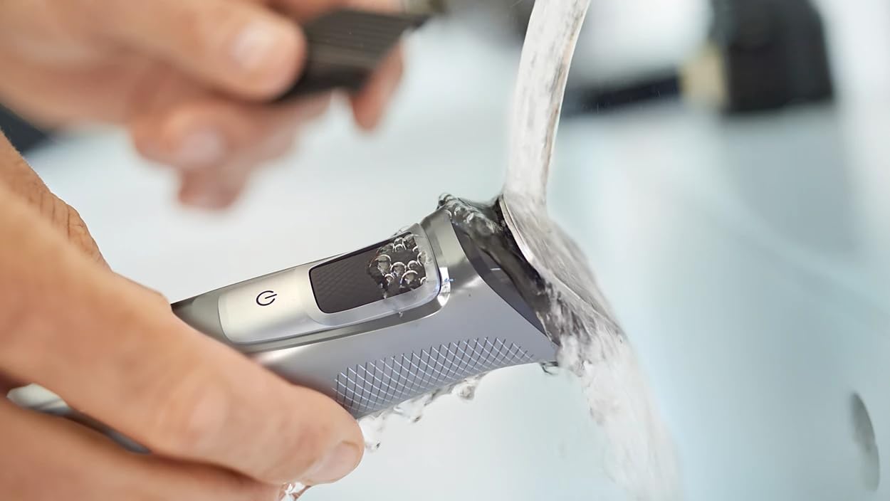 Philips Multi Groomer 8000, kit de 21 piezas para grooming completo.