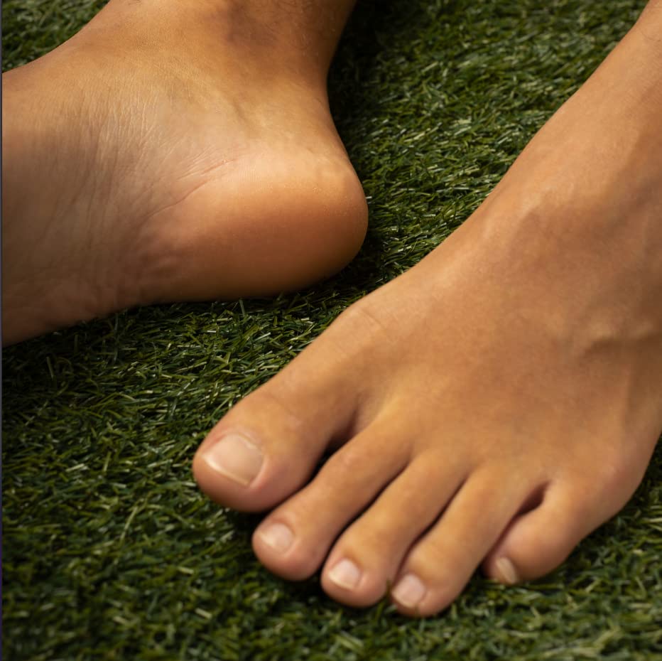Phoenix Foot Peel pies suaves tras exfoliación.
