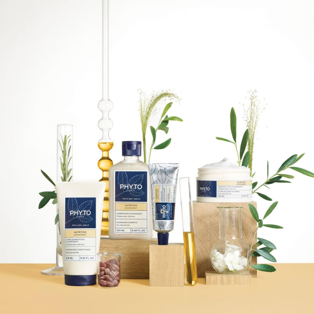 PHYTO 7 textura ligera ofrece cabello suave y sedoso.