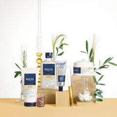 PHYTO 7 textura ligera ofrece cabello suave y sedoso.