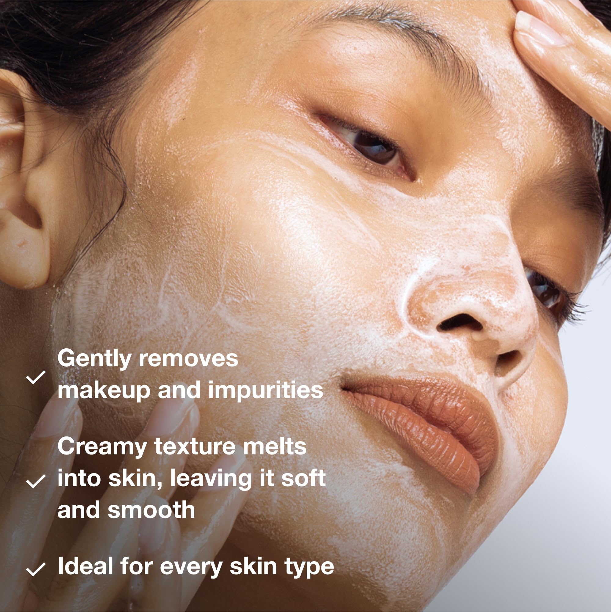 Phytomer Perfect Visage – application en mouvements circulaires pour nettoyer en douceur